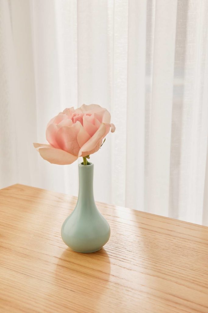 ceramic bud vase